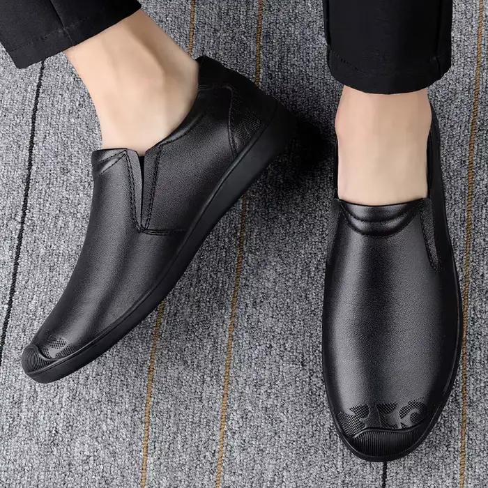 Nouvelles Chaussures Habillées Décontractées en Cuir de Vachette pour Hommes 2026 – Mocassins Unicol