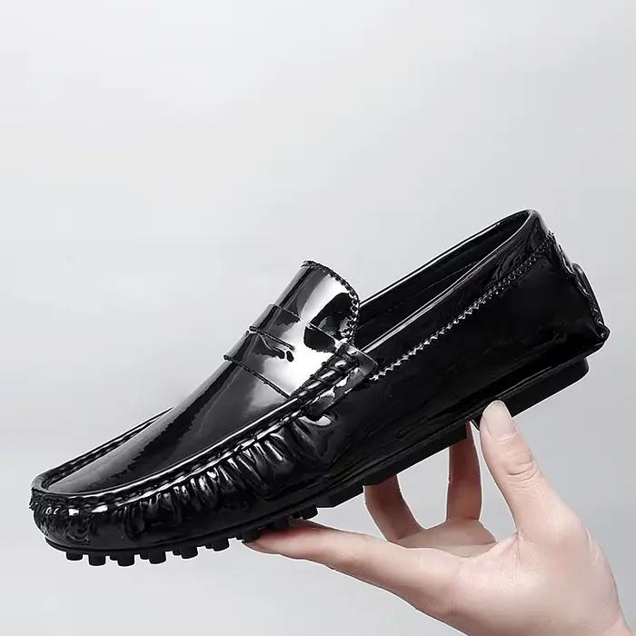 Mocassins pour hommes en cuir verni véritable blanc, faits main, décontractés, de conduite, à enfile