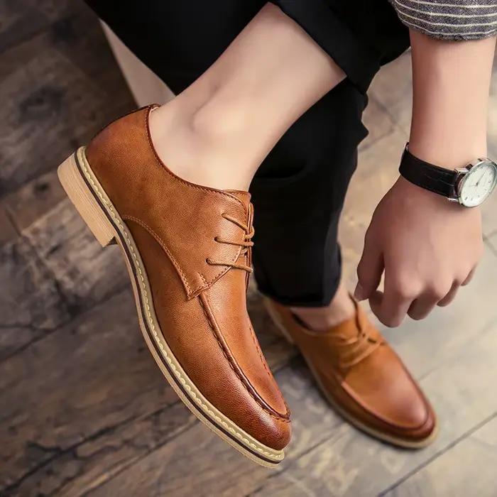 Chaussures derby en cuir à l'offre elles souples pour hommes, chaussures pointues pour mariage, robe