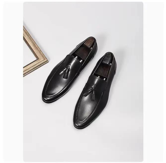 Chaussures britanniques pour hommes. Chaussures d'affaires pour hommes. Chaussures en cuir à une jam