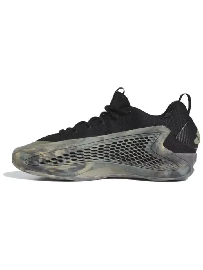adidas A.E. Chaussures de basketball basses confortables, offrant un bon maintien et légères pour ho