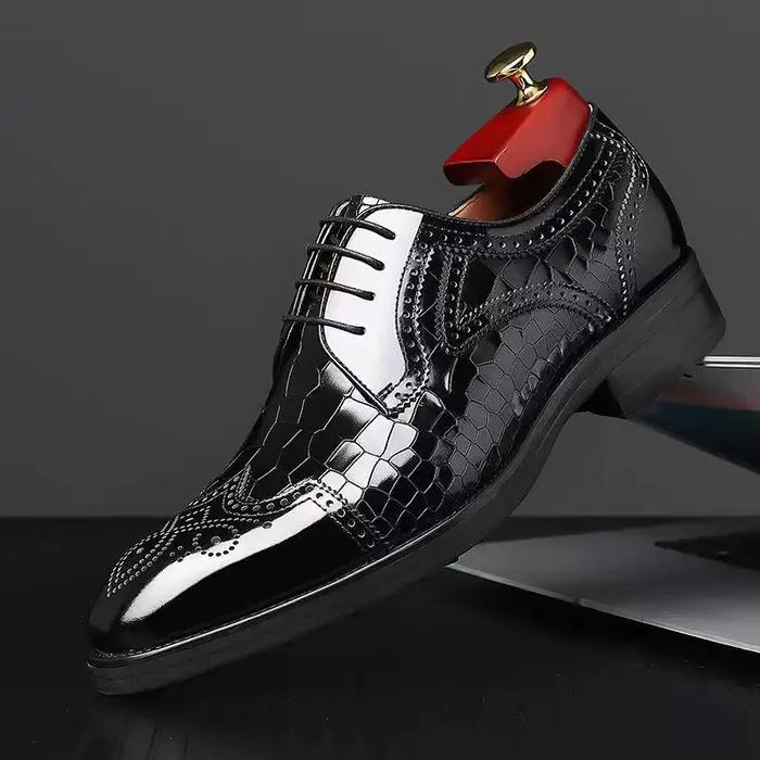 Chaussures habillées pour hommes bureau à talons hauts chaussure en cuir de mariage pour hommes plat