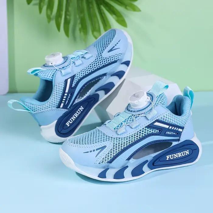 Chaussures de sport en mesh pour hommes, super légères, respirantes, confortables, pour la course à 