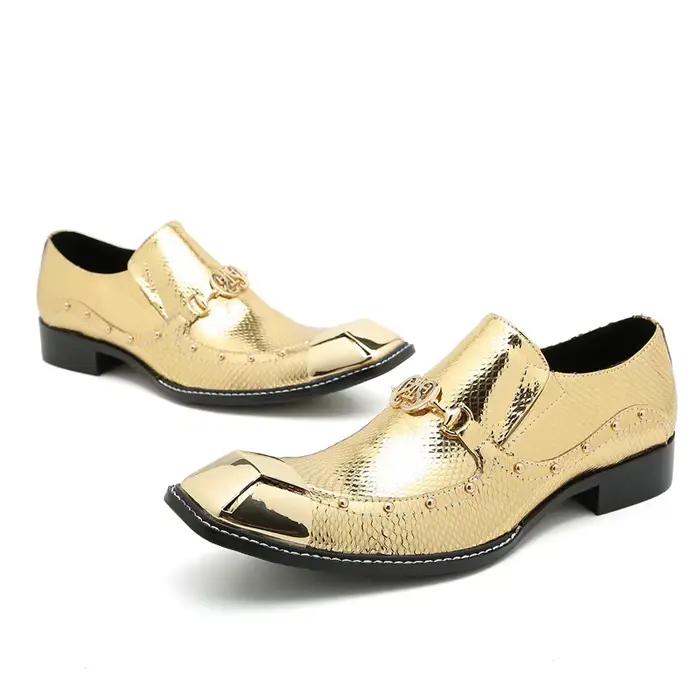 Chaussures en cuir décontractées pour hommes, carrées, carrées, style rivet, personnalité à la mode,