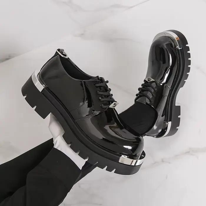 Nouvelles chaussures de travail personnalisées à semelles épaisses pour hommes à grande tête décontr