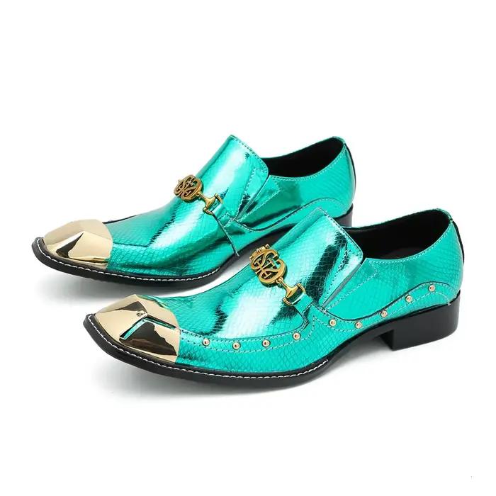 Chaussures en cuir décontractées pour hommes, carrées, carrées, style rivet, personnalité à la mode,