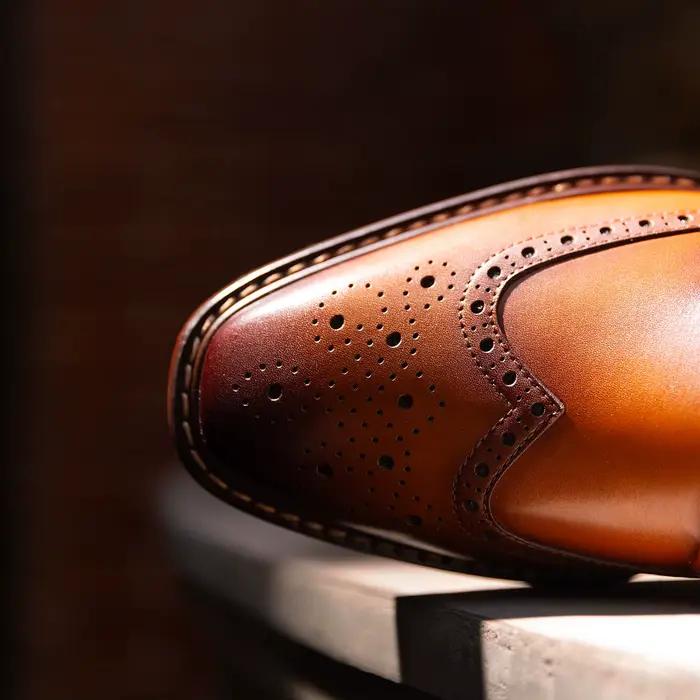 DESAI hommes chaussures hommes en cuir véritable robe d'affaires rétro Gentleman formel sculpté rich