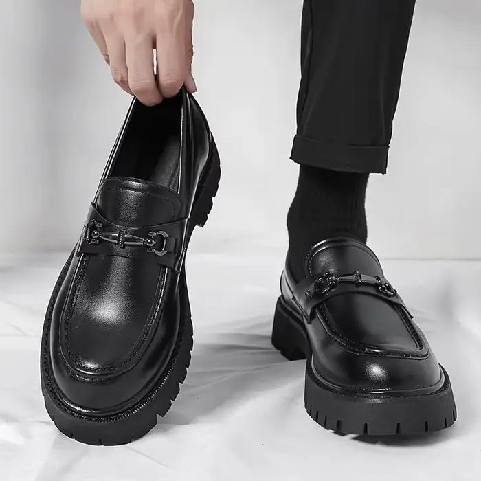 Chaussures de créateur de haute qualité chaussures en cuir d'affaires britanniques pour hommes mocas