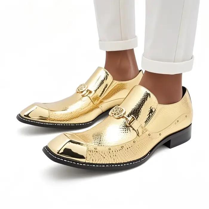 Chaussures en cuir décontractées pour hommes, carrées, carrées, style rivet, personnalité à la mode,