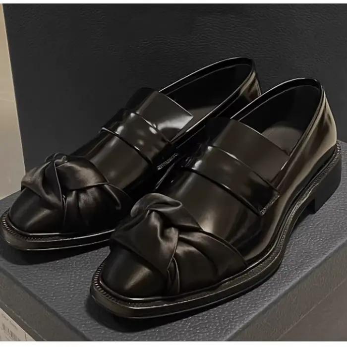 Mocassins pour hommes en cuir verni noir avec nœud en soie, style britannique, bout carré, à enfiler