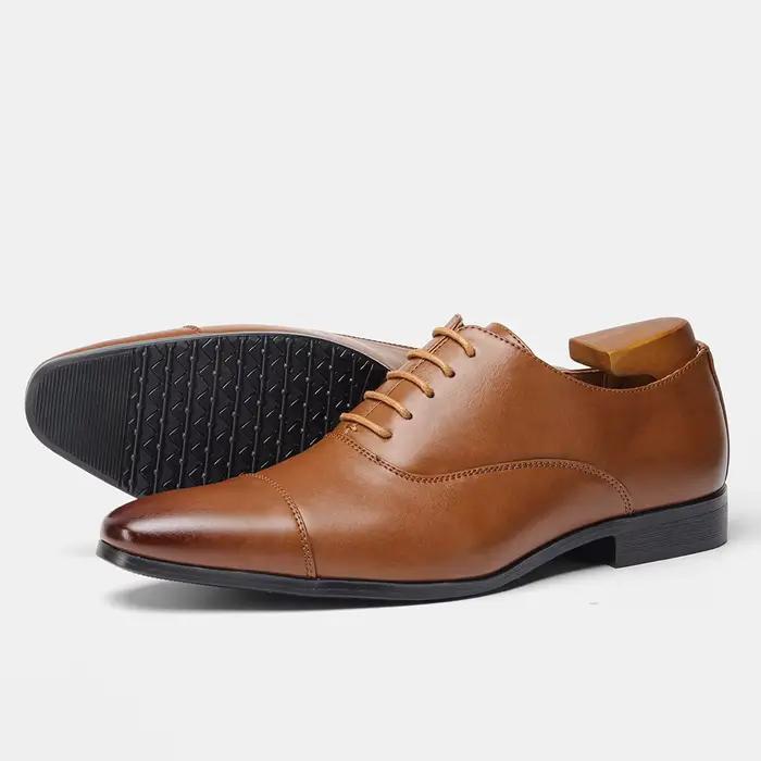 Chaussures en cuir pointues pour hommes