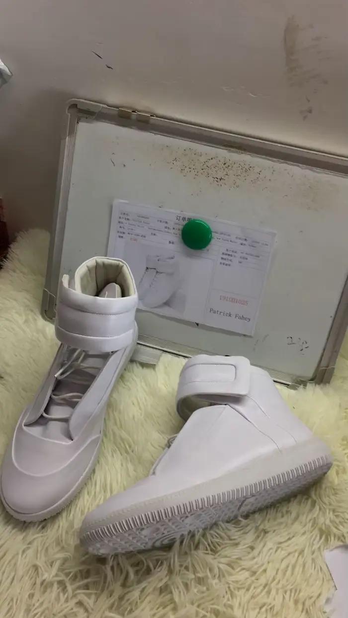 Baskets en cuir haute qualité pour homme, décontractées et luxueuses, parfaites pour toutes occasions décontractées, avec fermeture à lacets et semelles en cuir et caoutchouc