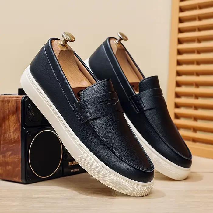 Chaussures décontractées pour hommes mocassins solides respirants semelle en caoutchouc et EVA occassionnellement élégantes pour printemps automne