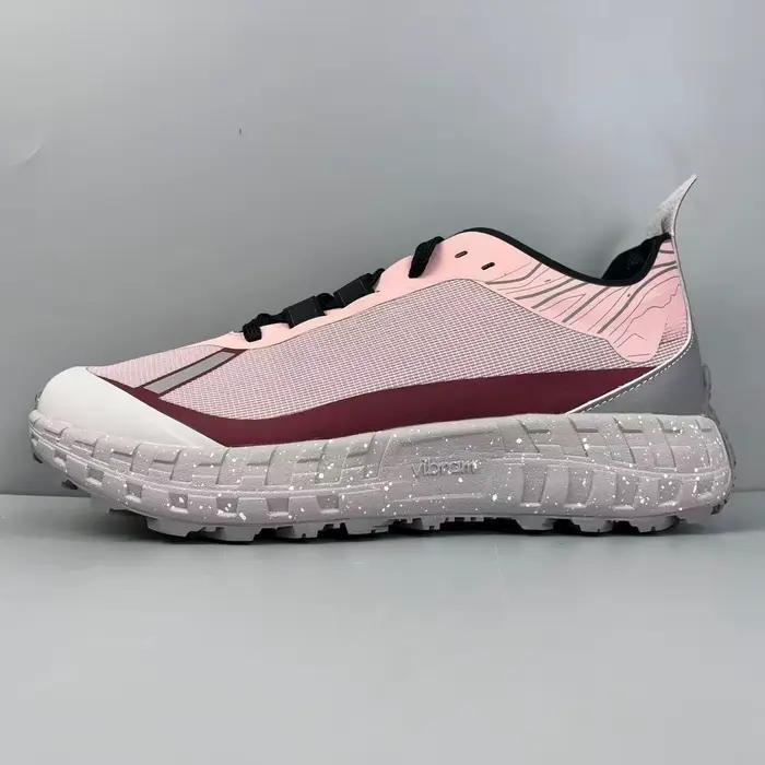 Chaussures de trail pour homme et femme confortables antidérapantes pour randonnée montagne et activités sportives décontractées