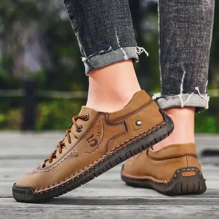 Nouvelles chaussures décontractées en cuir pour hommes