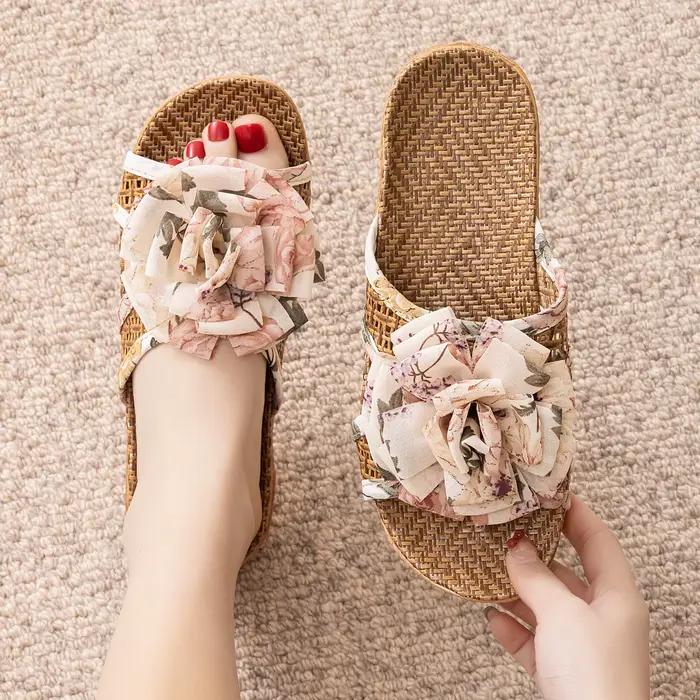 Nouvelles pantoufles d'été rafraîchissantes pour la maison avec nœud, chaussures d'intérieur en rotin, antidérapantes