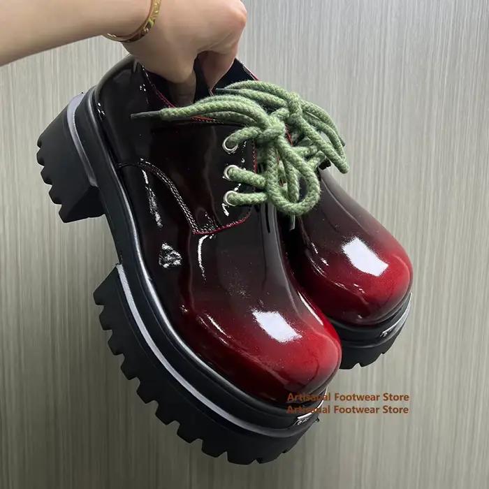 Chaussures Derby à bout rond et semelle épaisse