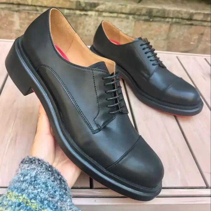 Chaussures en cuir noir à semelle rouge pour hommes, bout rond, à lacets, style business, plates, talons bas épais, grandes tailles 41-47, nouveauté pour gentlemen