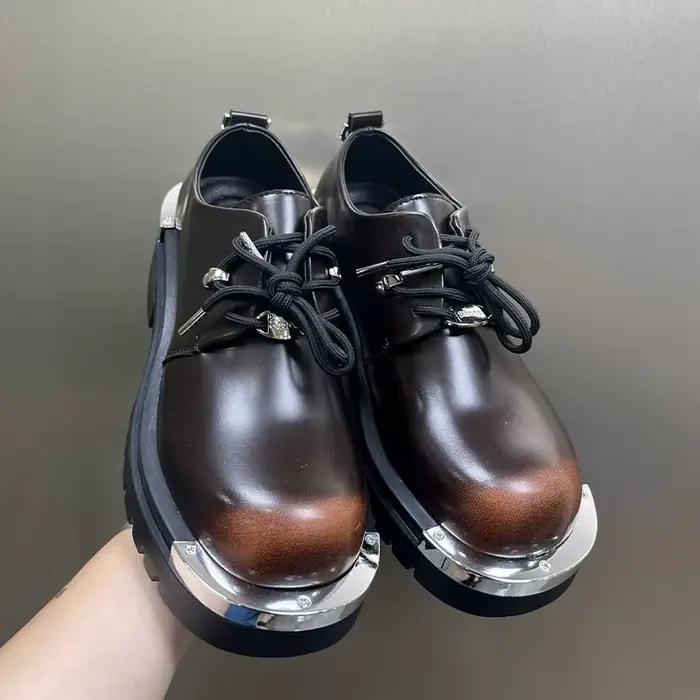 Chaussures Derby décontractées à bout large et épais