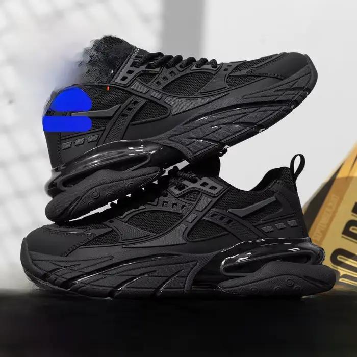Chaussures de sport noires pour hommes
