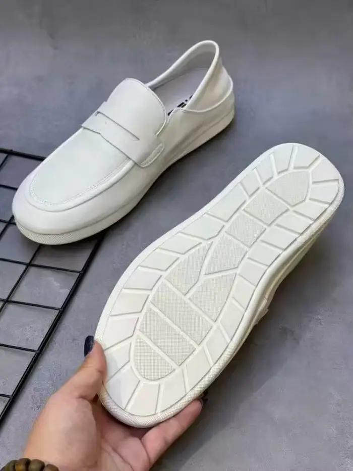 Chaussures en cuir souple pour hommes, mocassins décontractés à enfiler, semelle souple, chaussures de conduite, nouveaux modèles de créateurs