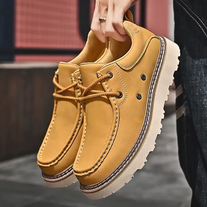 Chaussures de travail tendance pour hommes, à lacets, confortables, plates, style Oxford, rétro britannique, décontractées, à semelle épaisse et rehaussée