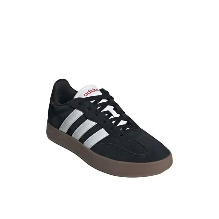 Adidas Barreda Baskets basses unisexes à bout rond