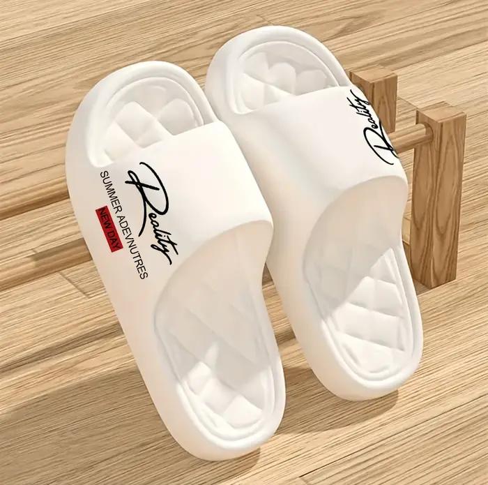 Chaussures d'été EVA au design innovant pour hommes