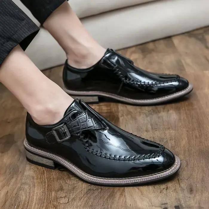 Chaussures habillées de banquet pour hommes rouges