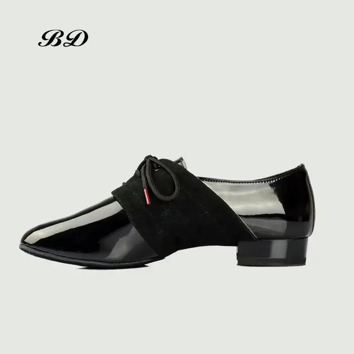 Baskets en cuir verni avec semelle à deux points pour homme