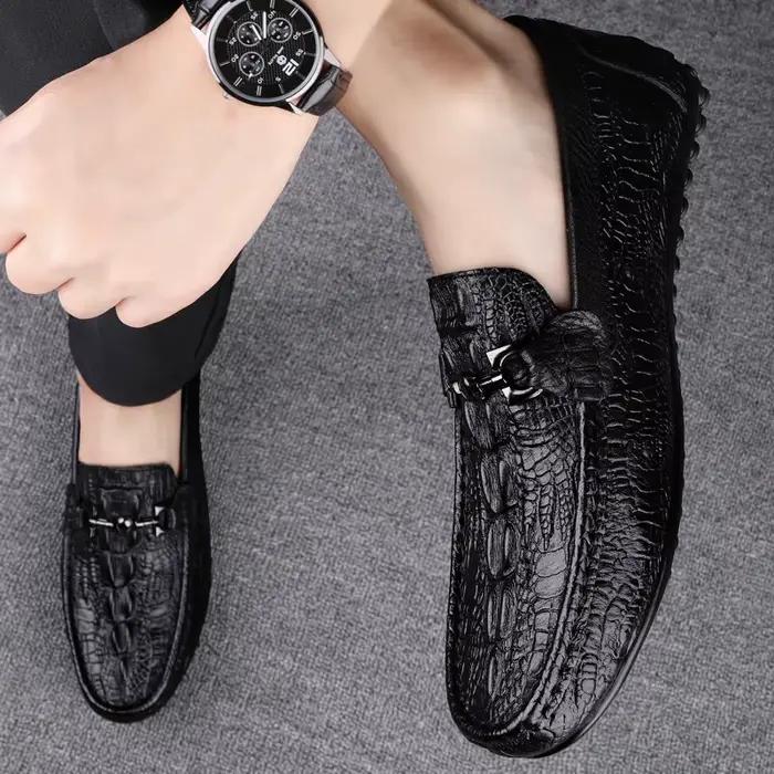 Chaussures italiennes faites à la main en cuir véritable noir chaussures formelles mocassins décontractés motif Crocodile pour hommes mocassins à carreaux de mode chaussures