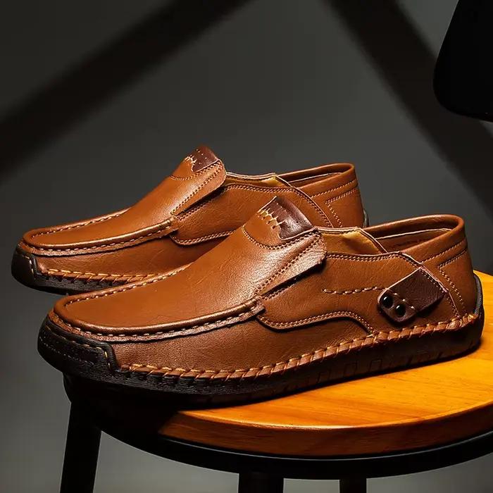 Chaussures en cuir faites à la main pour hommes