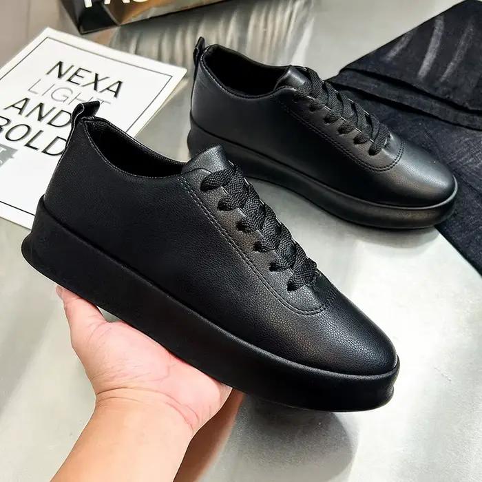 Chaussures décontractées noires 2026 pour hommes baskets confortables antidérapantes à lacets pour toutes les occasions décontractées