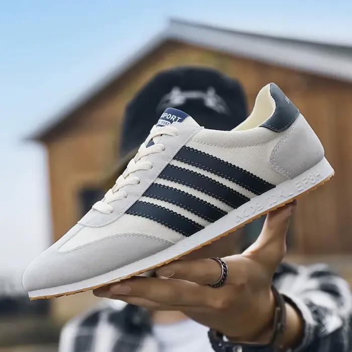 Hommes maille chaussures de sport décontractées printemps et automne nouvelle mode décontracté Forrest Gump polyvalent à lacets étudiant chaussures de course