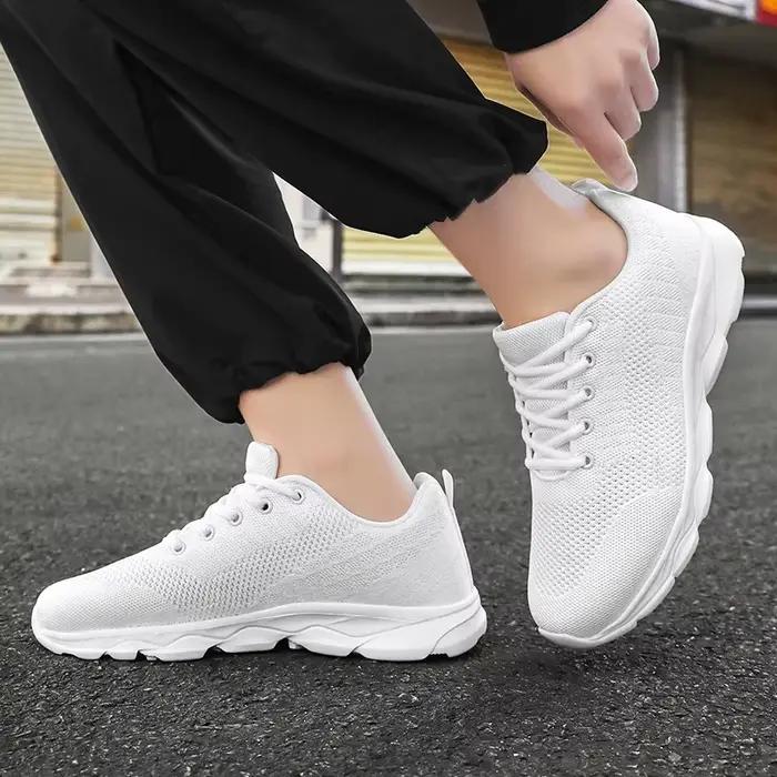 Nouvelles chaussures pour hommes