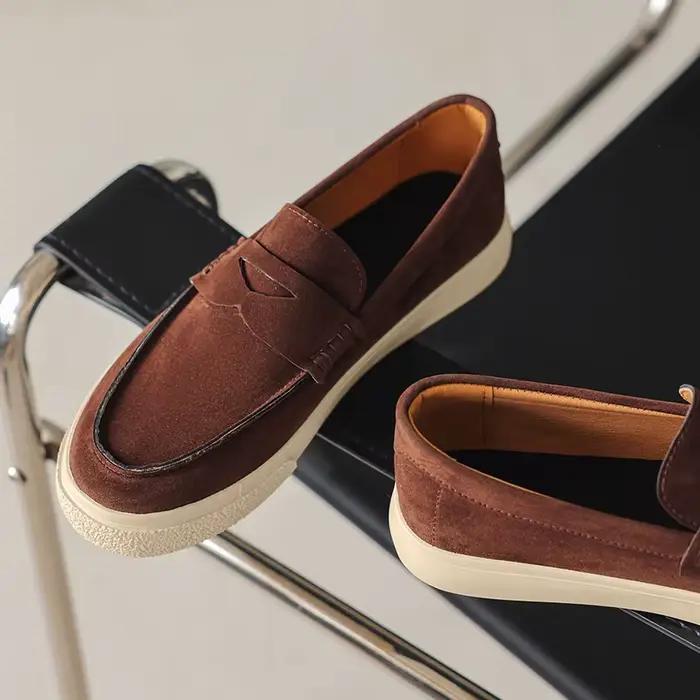 Mocassins en daim et cuir de vache pour hommes, chaussures plates à enfiler, faites à la main, décontractées, pour loisirs, marche, affaires en plein air, nouvelle collection