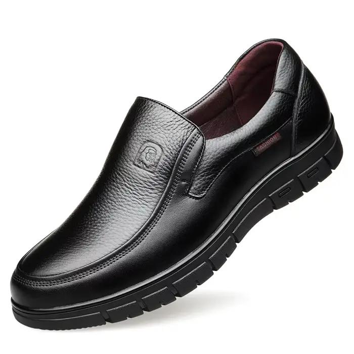 Chaussures faites à la main en cuir véritable