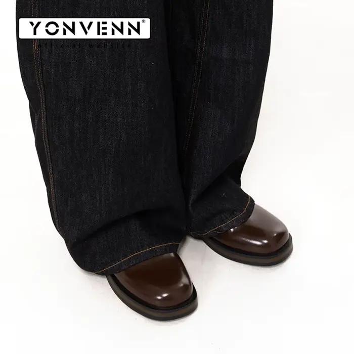 Nouvelles mules en cuir marron pour hommes, simples et décontractées, idéales pour le travail et les trajets quotidiens, sandales d'extérieur confortables pour les pieds.