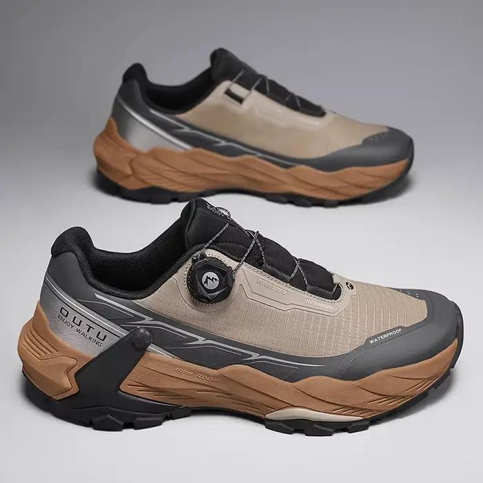 Nouvelles chaussures de randonnée pour hommes montagne