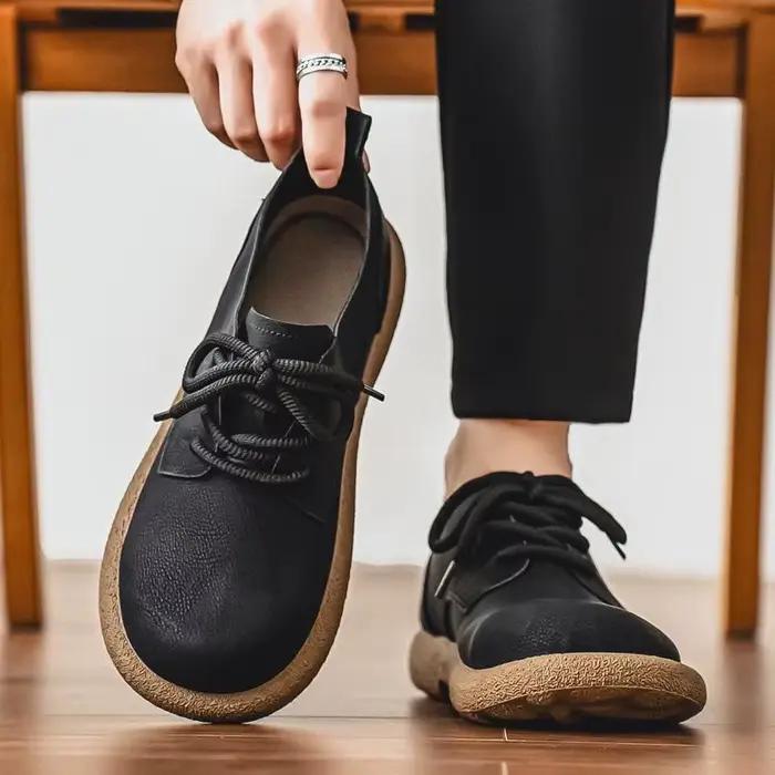 Chaussures pour hommes 2025 automne nouveau rétro à lacets chaussures en cuir Style britannique coupe basse semelle souple respirant chaussures en cuir décontractées