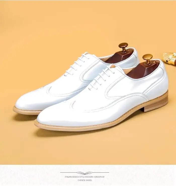 Chaussures pour hommes grande taille 46, chaussures formelles en cuir pour hommes, chaussures de mariage blanches, bout pointu, version européenne, style Oxford.