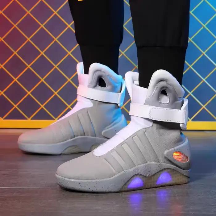 Chaussures de basket-ball lumineuses LED pour homme haute technologie style de vie à offrir pour occasions spéciales