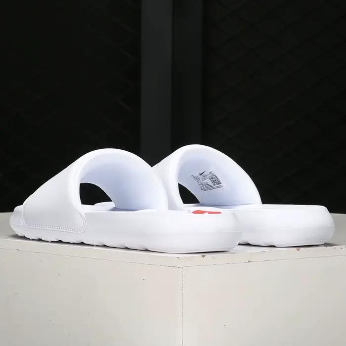Nike Genuine Sandales de sport en mousse légère et respirante pour hommes CN9675-102