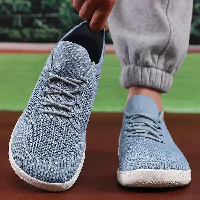 Chaussures pieds nus à bout large pour hommes