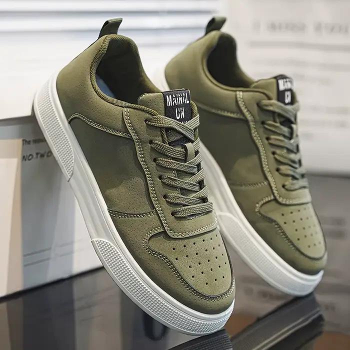 1 paire de chaussures de skate décontractées et sportives