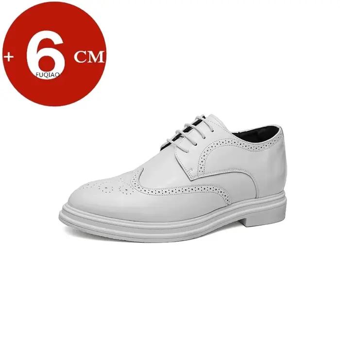 Chaussures richelieu en cuir verni blanc pour hommes