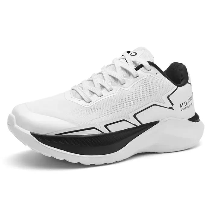 Chaussures de course blanches pour hommes