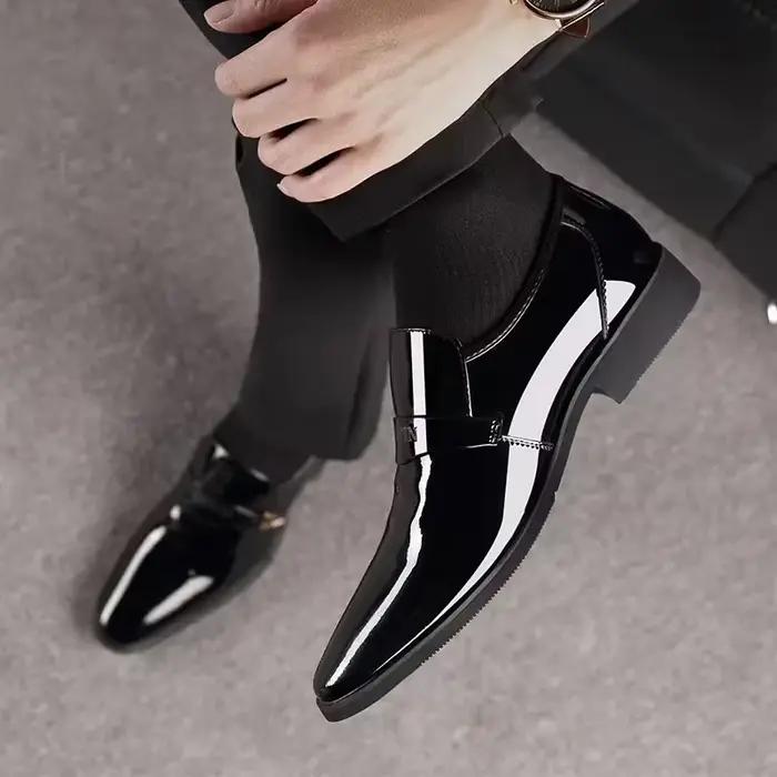 Chaussures Oxford en cuir brillant pour hommes, mocassins à enfiler, bout pointu laqué, chaussures d'affaires élégantes et durables pour homme occasions professionnelles