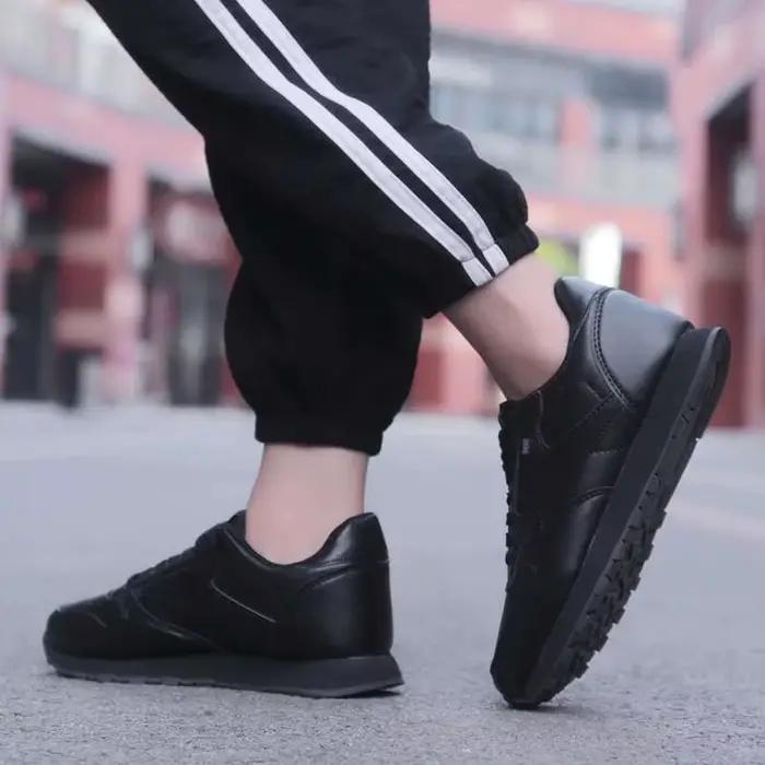 Chaussures décontractées pour hommes printemps automne confortables anti-usure anti-odeur respirantes avec semelle en caoutchouc et maille doublure pour courses et activités extérieures
