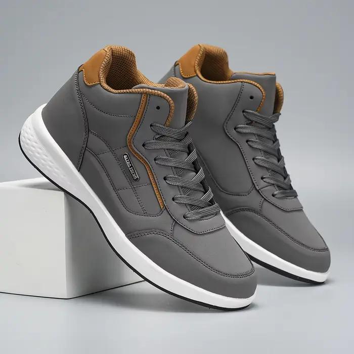 Nouvelles chaussures pour hommes